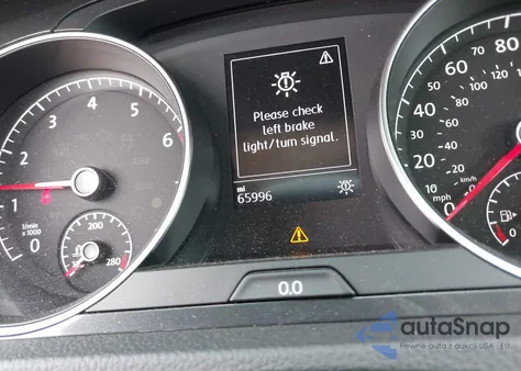 2018 Volkswagen Golf Sportwagen Tsi S/Tsi Se z USA, uszkodzony, nr VIN 3VWD17AU4JM757715